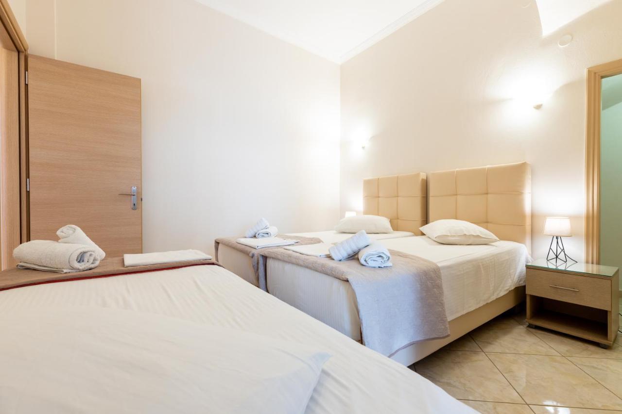Villa Town House For 6-16 With Ac Páros Exterior foto